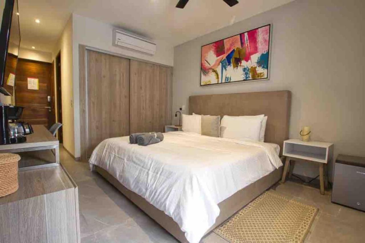 2bed 500m From *