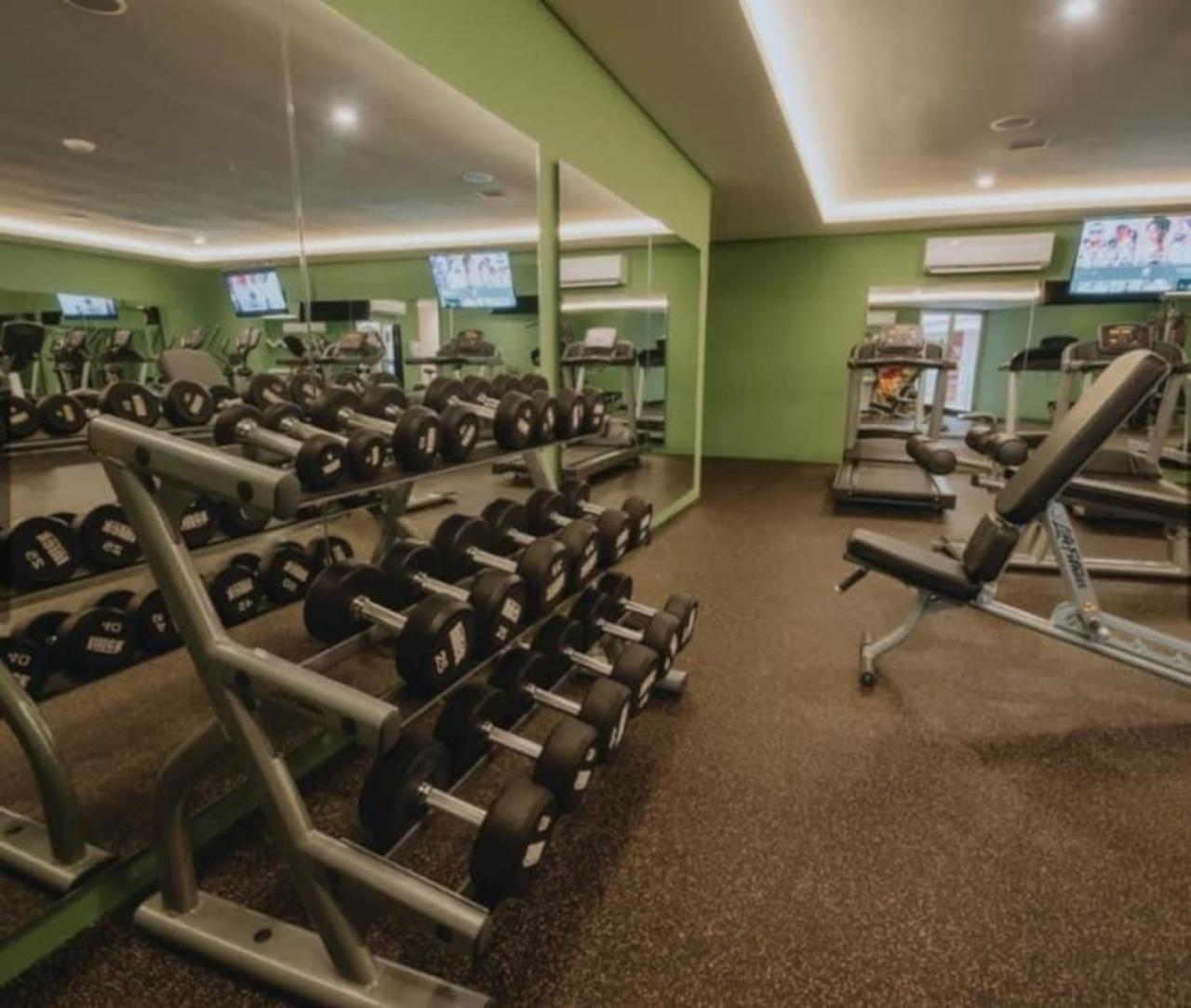 2bed 500m From *